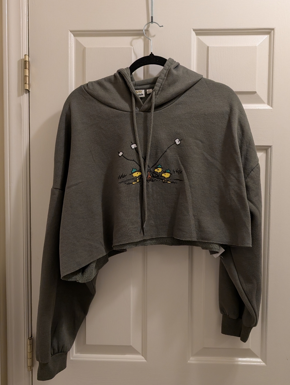 Peanuts Aeropostale Olive Green Cropped Hoodie Beagle Scouts Snoopy Woodstock